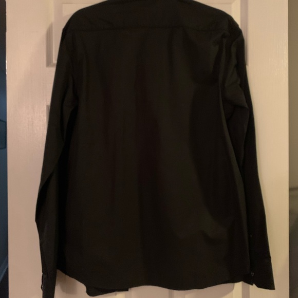 Kenneth Cole - LOVE this shirt!! - Picture 4 of 4